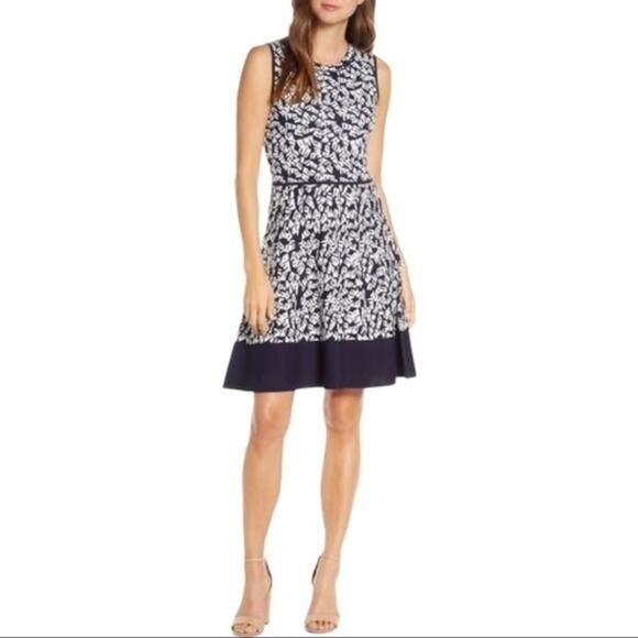 Eliza J Print Fit & Flare Sweater Dress Medium NWOT - Picture 1 of 7